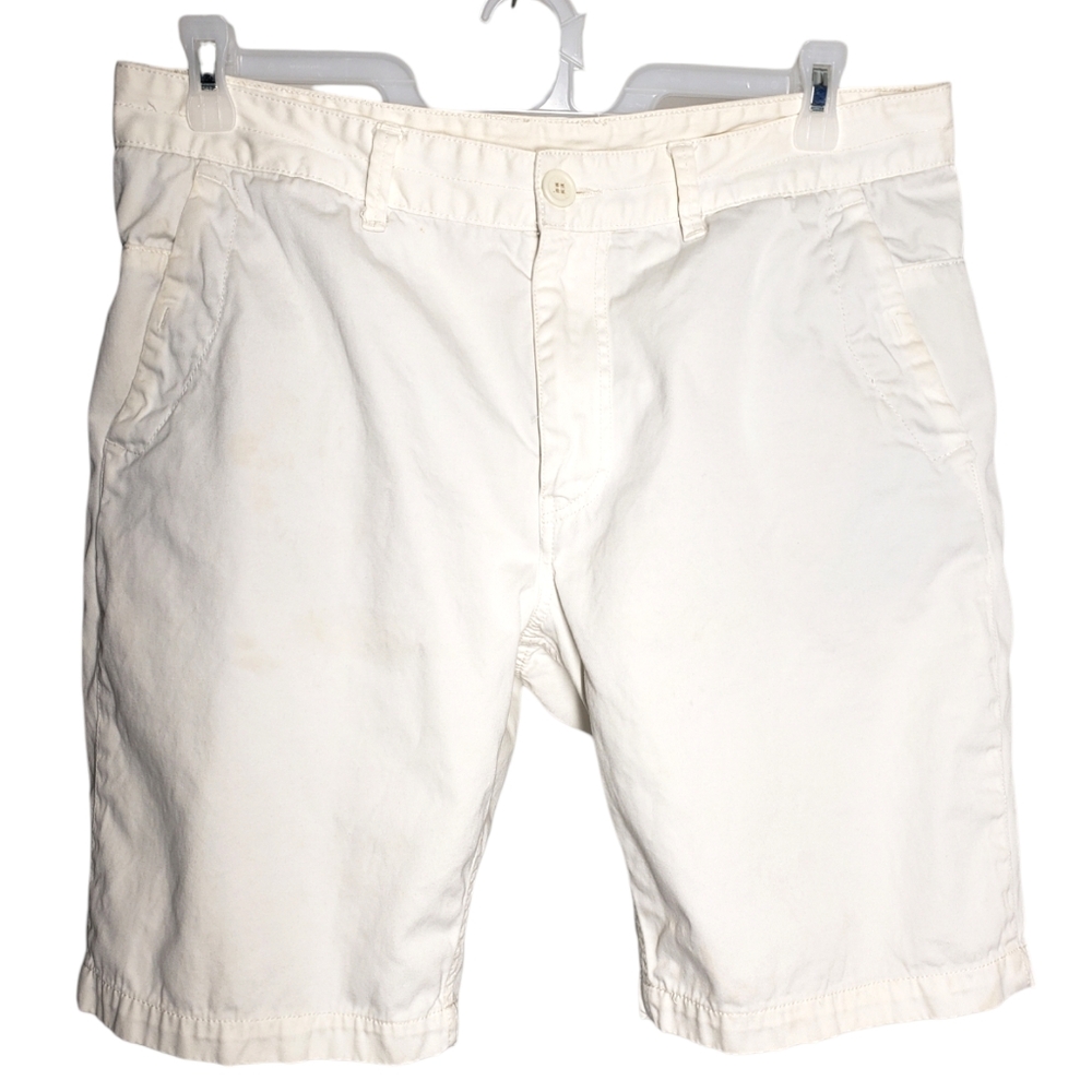 Armani Exchange White Men Shorts Size: 36 Casual Golf